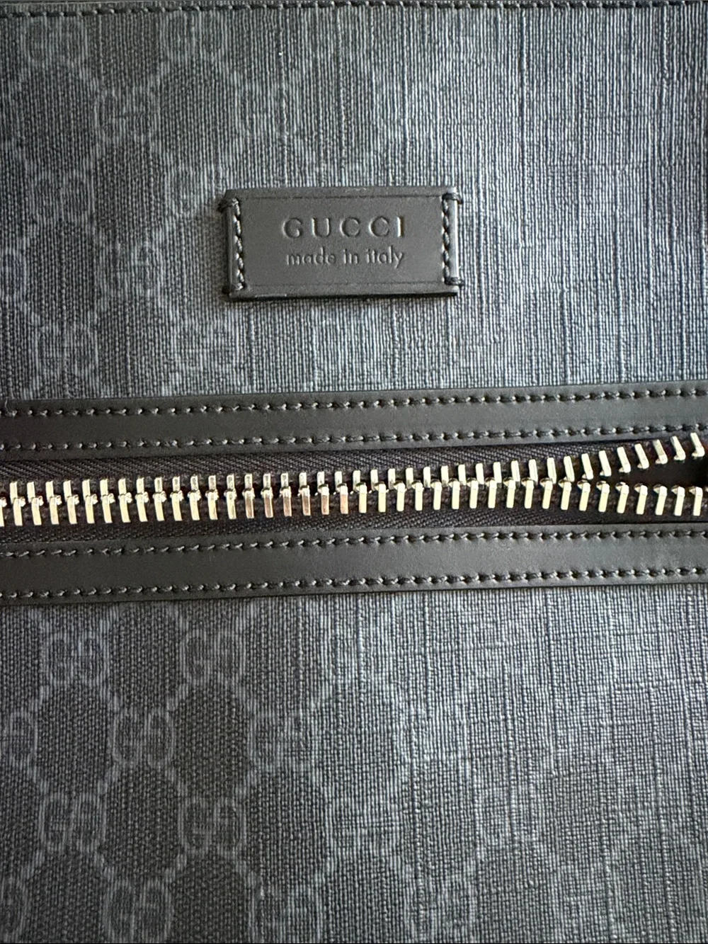 Authentic Gucci Black GG Supreme Messenger Bag with Red-Blue Web Strap